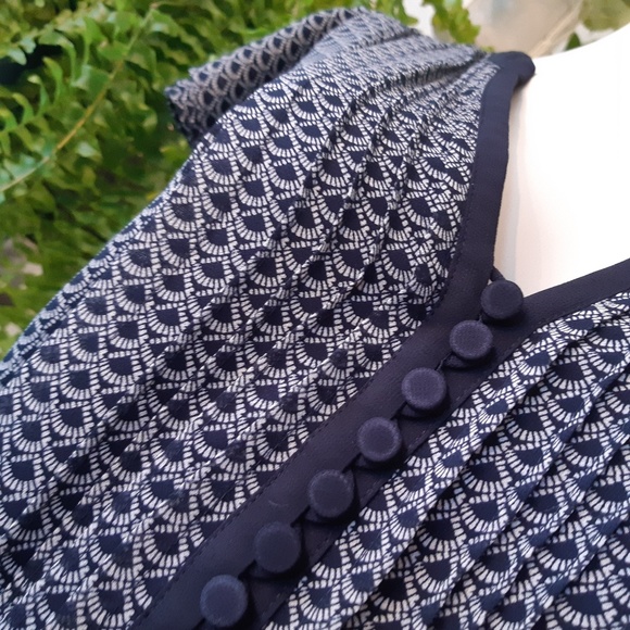 Gorgeous H&M Blue and White Dress - Picture 2 of 8